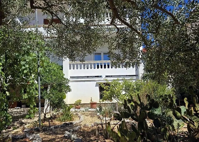 Apartmán With Parking Space Barbat, Rab - 24096 Rab Town